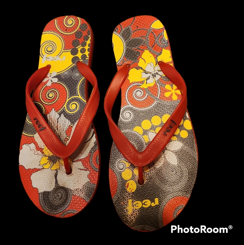 Reef Women Beach Flip Flops Size 8